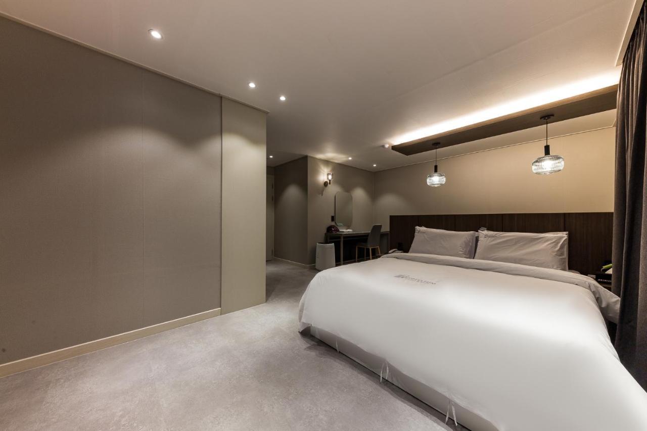 Hotel Lium Cheonan Exterior photo
