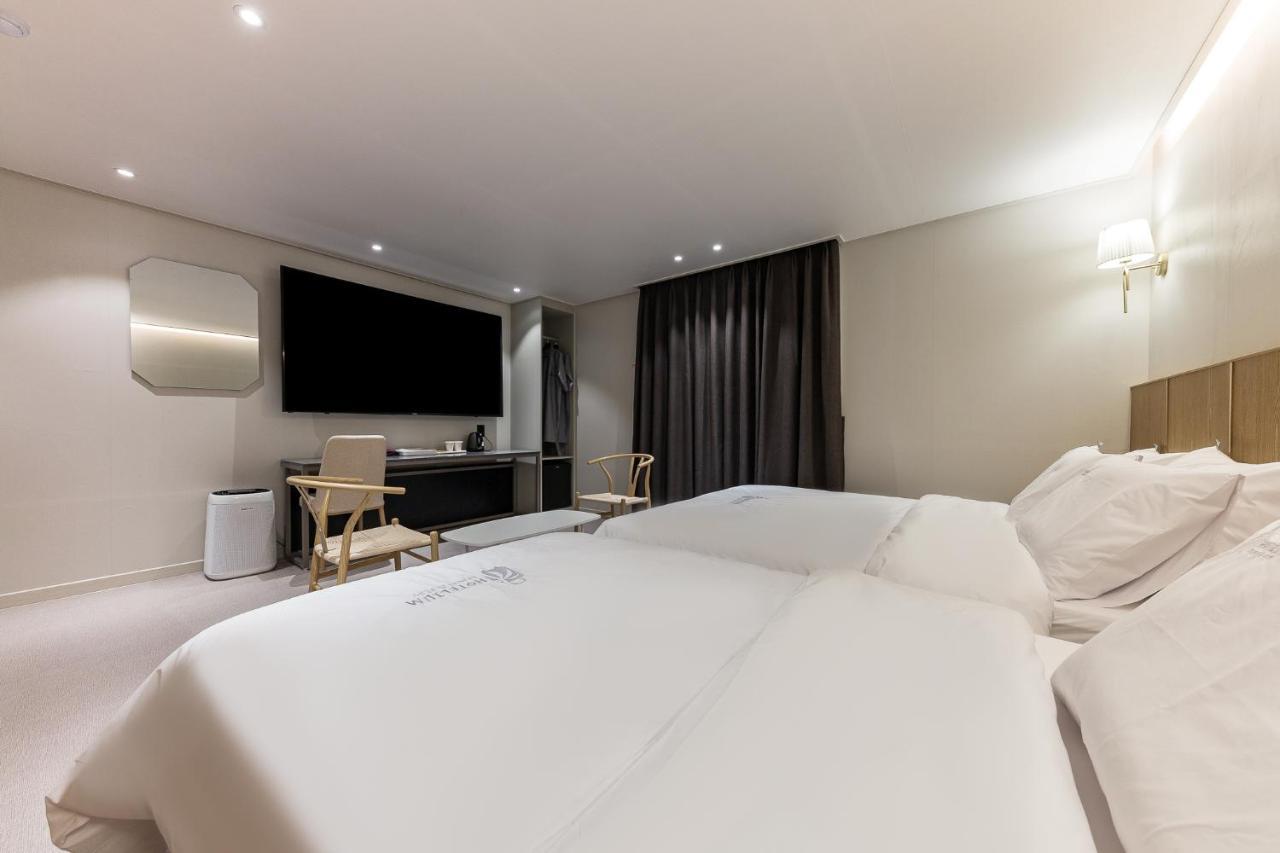 Hotel Lium Cheonan Exterior photo