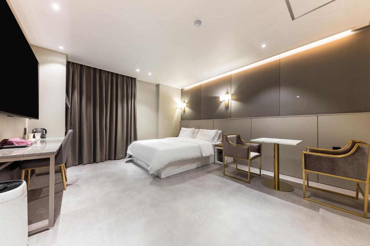 Hotel Lium Cheonan Exterior photo