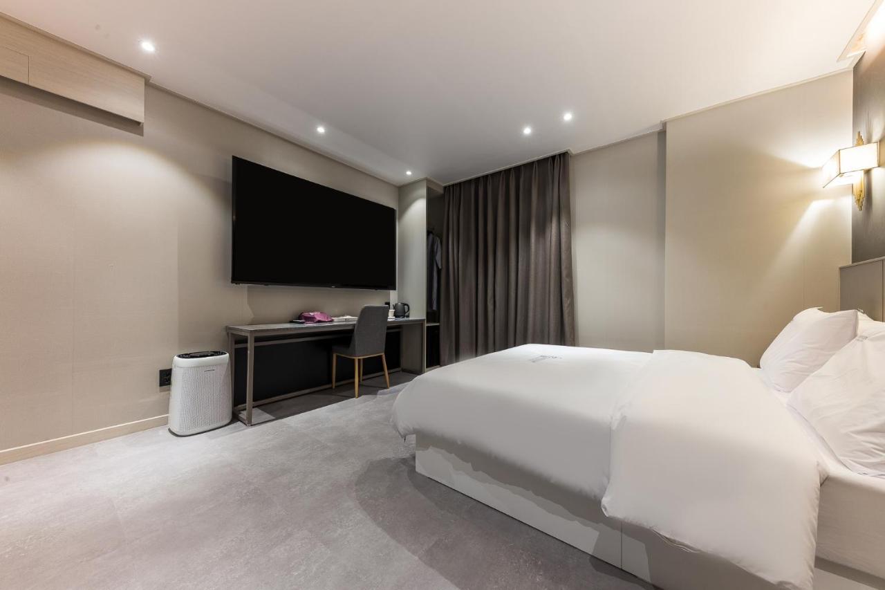 Hotel Lium Cheonan Exterior photo